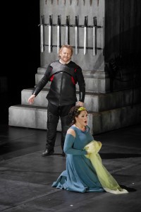 NORMA. LICEU_page5_image5