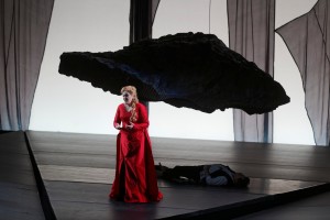 TRISTAN UND ISOLDE. CAPITOLE. 2015_page3_image1