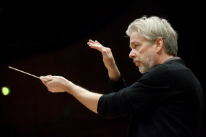 Jukka-Pekka Saraste whrend der Proben zu den Konzerten am 8.+9.11.2009 in der Philharmonie Kln mit dem WDR-Sinfonieorchester D-Kln 9.11.2009