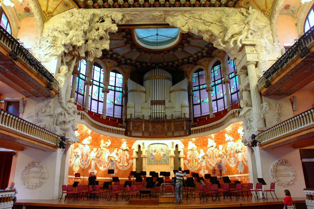 MISSA SOLEMNIS. PALAU BARCELONA_page2_image2