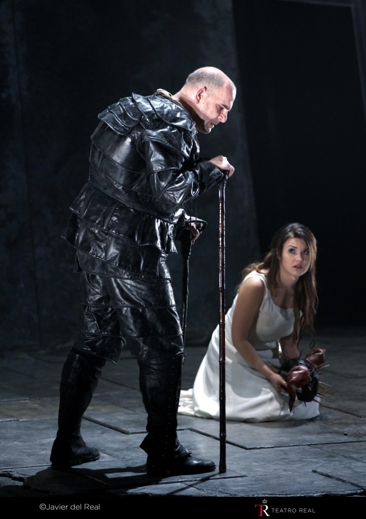 RIGOLETTO. T.REAL. 2015. J. J. RODRIGUEZ_page3_image2