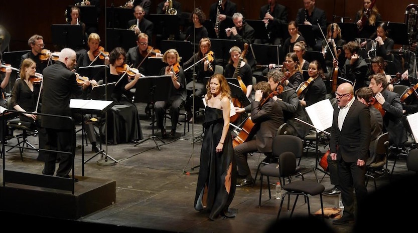 ICULT WRITTEN ON SKIN FOTO A BOFILL