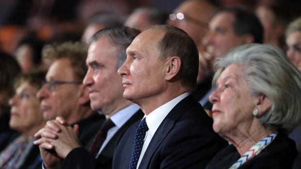 putin-mariinski-kcqf-620x349abc