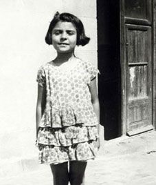 20 años sin Victoria de los ángeles, dulzura y honestidad en el arteUn 15 de enero de hace 20 años se nos fue Victoria de los Ángeles. Lo hizo en silencio, sin una sola declaración de su entorno, por otro lado cada vez más limitado. José Antonio Campos me llamó por Noche Buena para contarme que había ingresado en la clínica Teknon de Barcelona en estado prácticamente irreversible. Desde entonces recé, más que por un milagro, porque no hubiese sufrimientos.