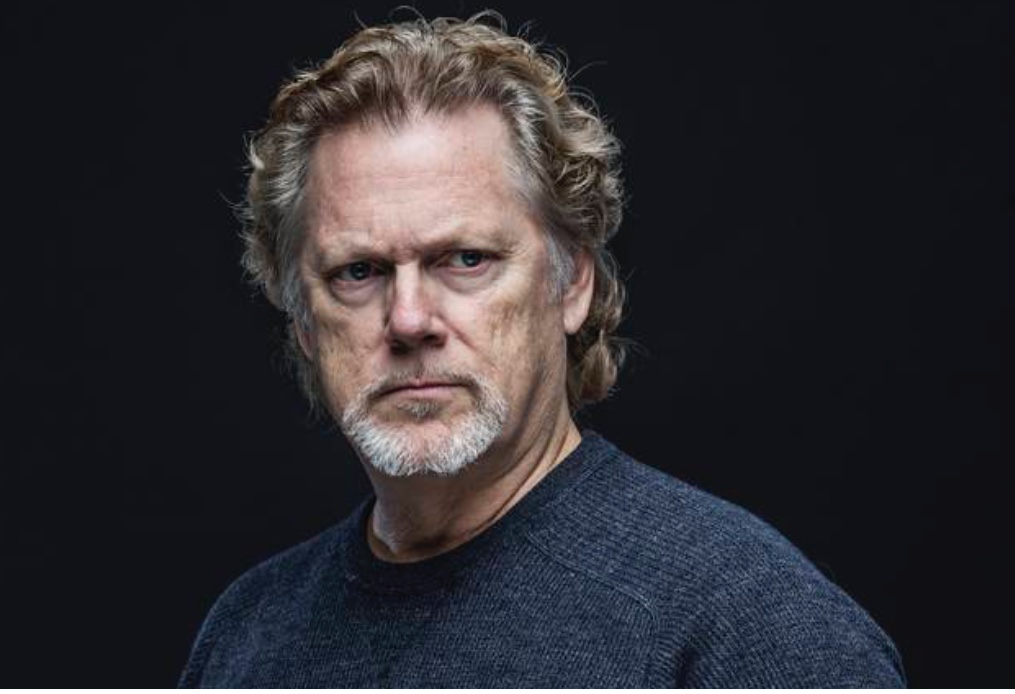 El Real tuvo que aclararse, ayer, mediante una nota rectificadora. El suyo no será el primer Mitridate que se verá escenificado en España, como se había asegurado. Al menos ya hubo dos anteriores producciones, ambas vinculadas con la memoria del extinto Festival Mozart. La primera, algo modesta, se ofreció en 1997, en el Real Coliseo de Carlos III del Escorial. ¡Qué tiempos! La segunda, más enjundiosa, fruto de la aclamada producción de Graham Vick para el Covent Garden (una colorista sucesión de imágenes pictóricas, con elementos de teatro kabuki y suntuosos decorados), se representó, en el Festival Mozart de La Coruña, en 2009. Esta últimas funciones gallegas constituyeron un señalado triunfo para el tenor norteamericano Gregory Kunde, que encarnó vocalmente al protagonista, de manera accidental.