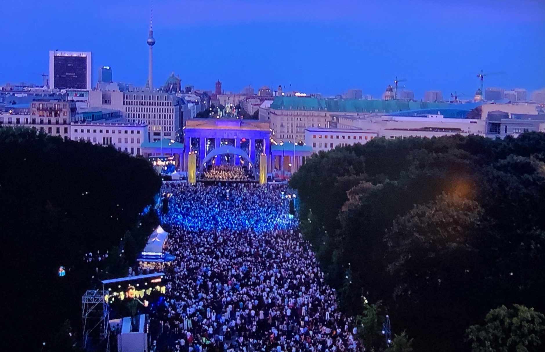 Petrenko-puerta-Brandeburgo-general