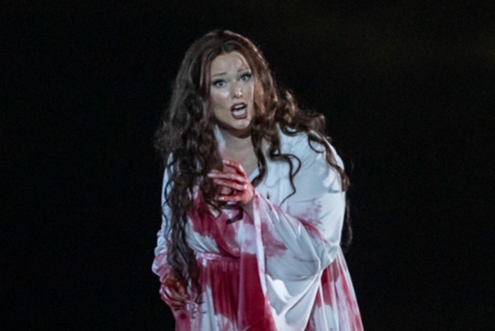 jessica-pratt-lucia-lammermoor