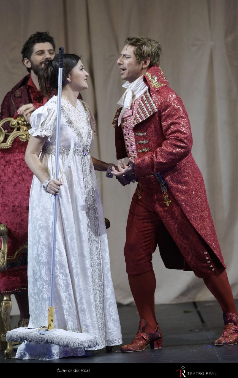 escena-cenerentola-teatro-real