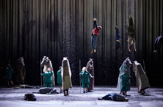 escena-anillo-wagner-richard-jones