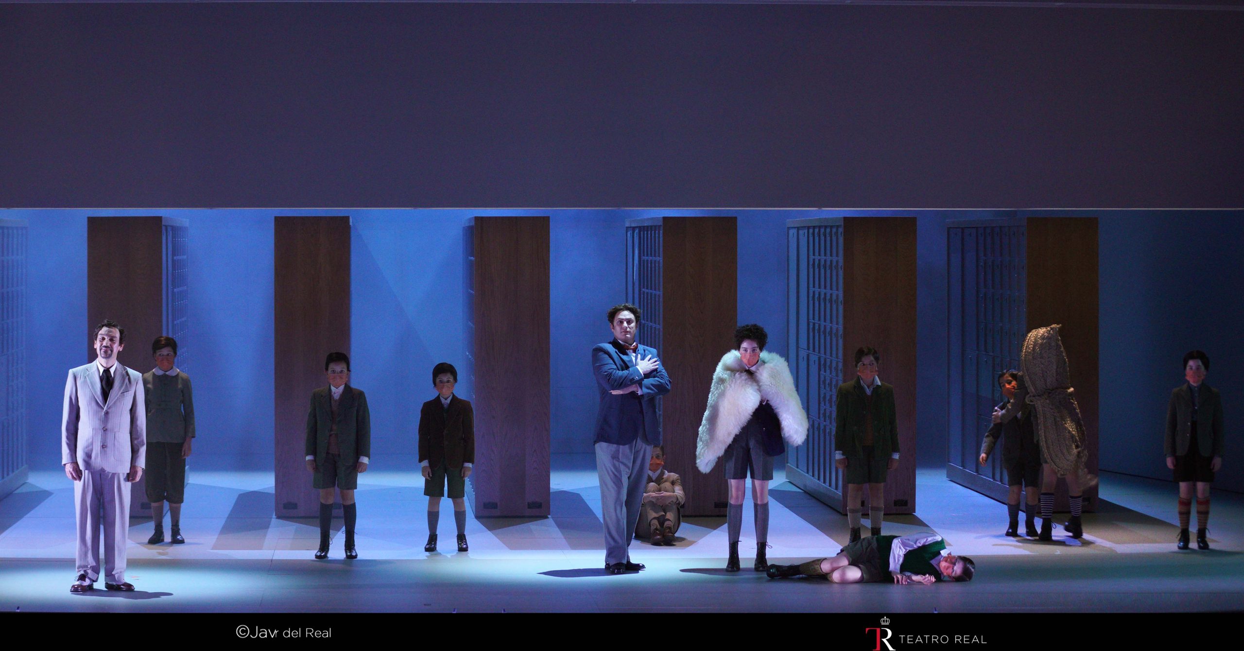 plano-general-prologo-abrecartas-teatro-real