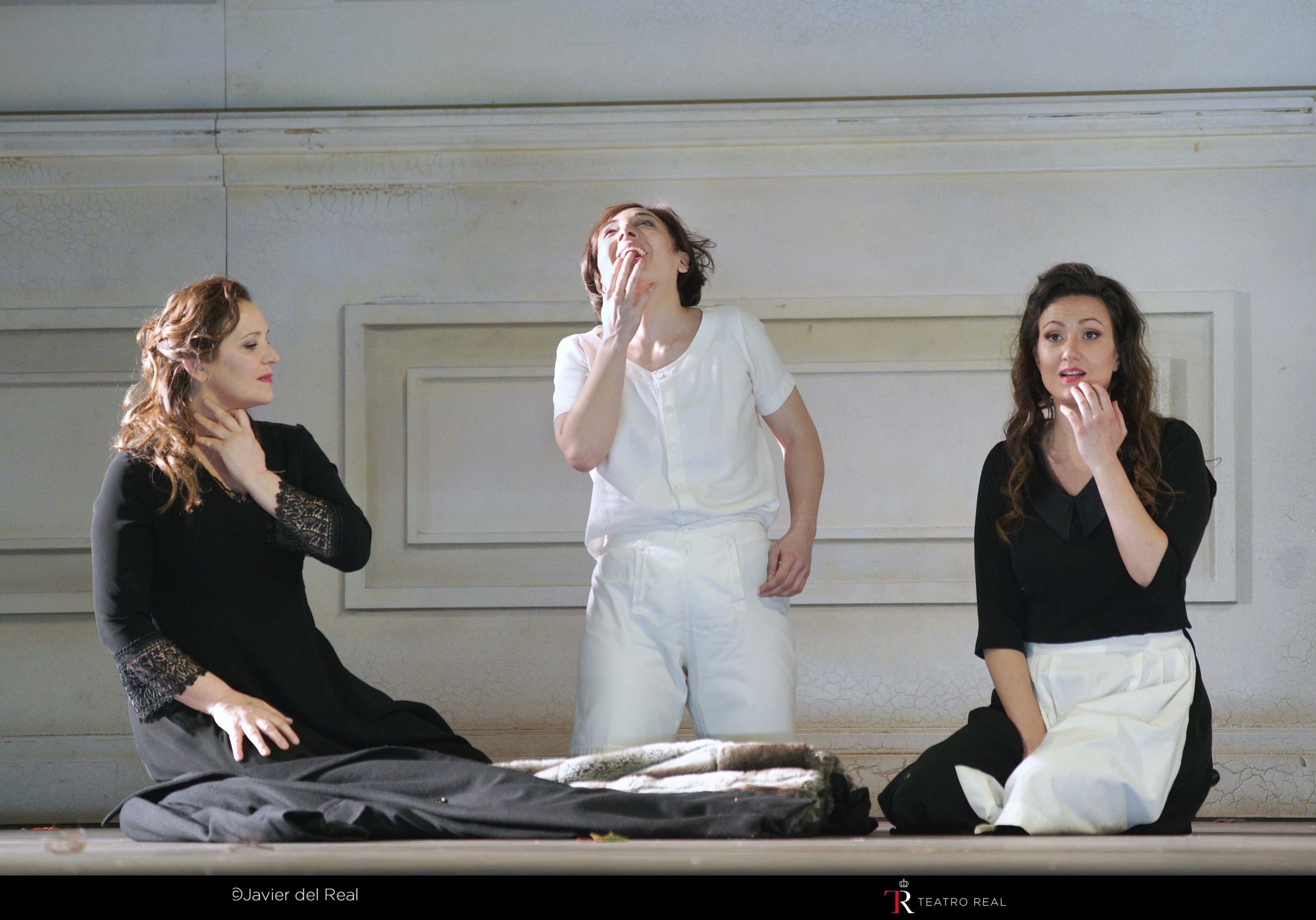 Escena-Nozze-di-Figaro-©-Javier-del-Real-Teatro-Real