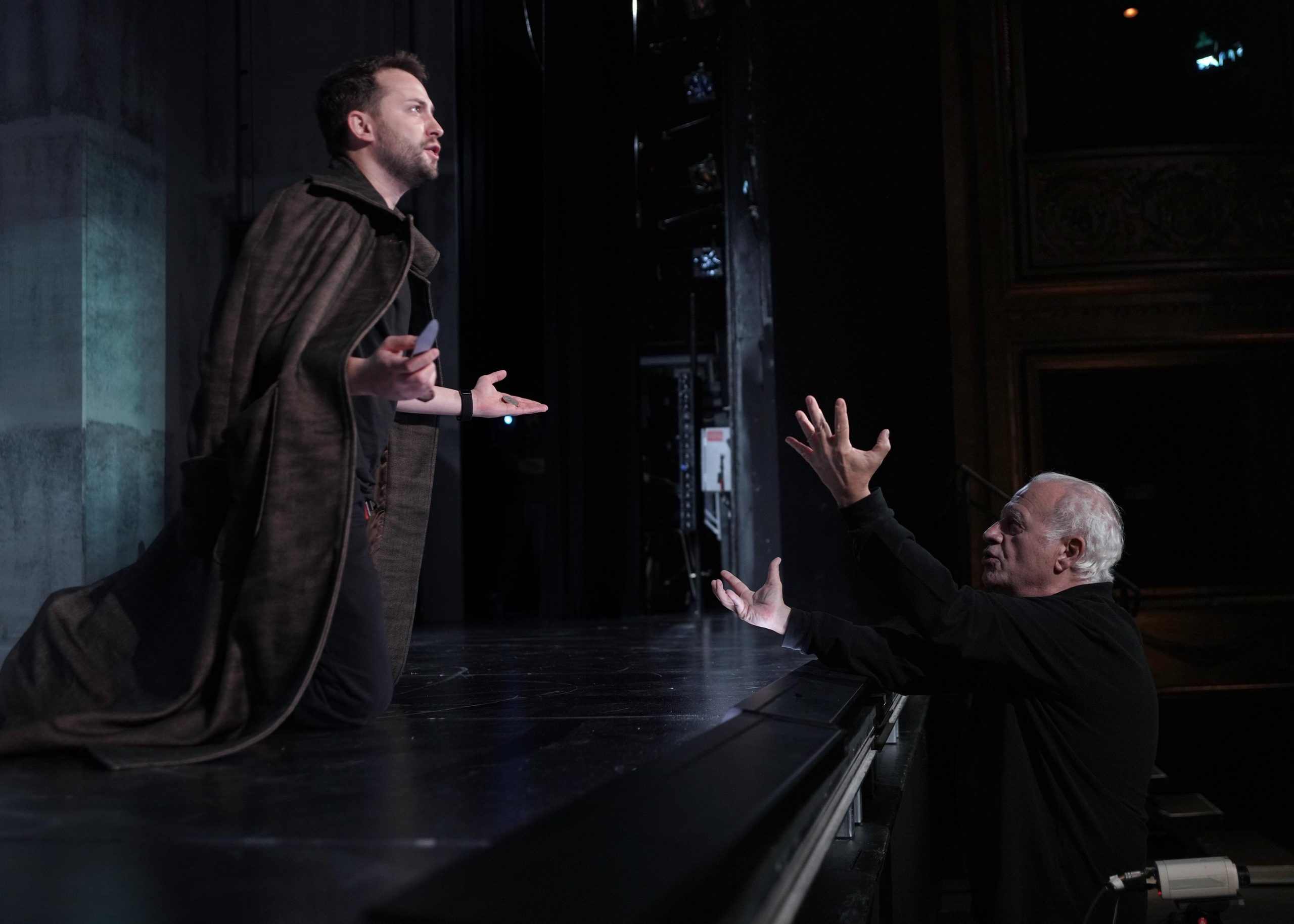 Ensayo-Pan-y-Toros.-Echanove