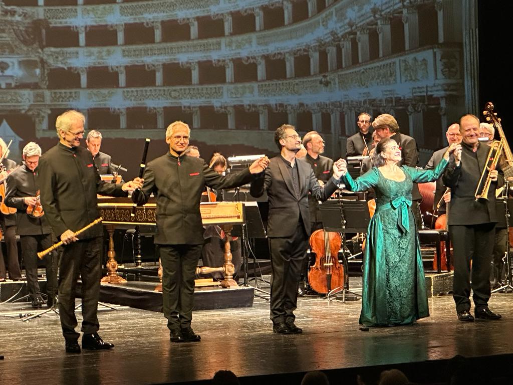 Bartoli-Real-saludos