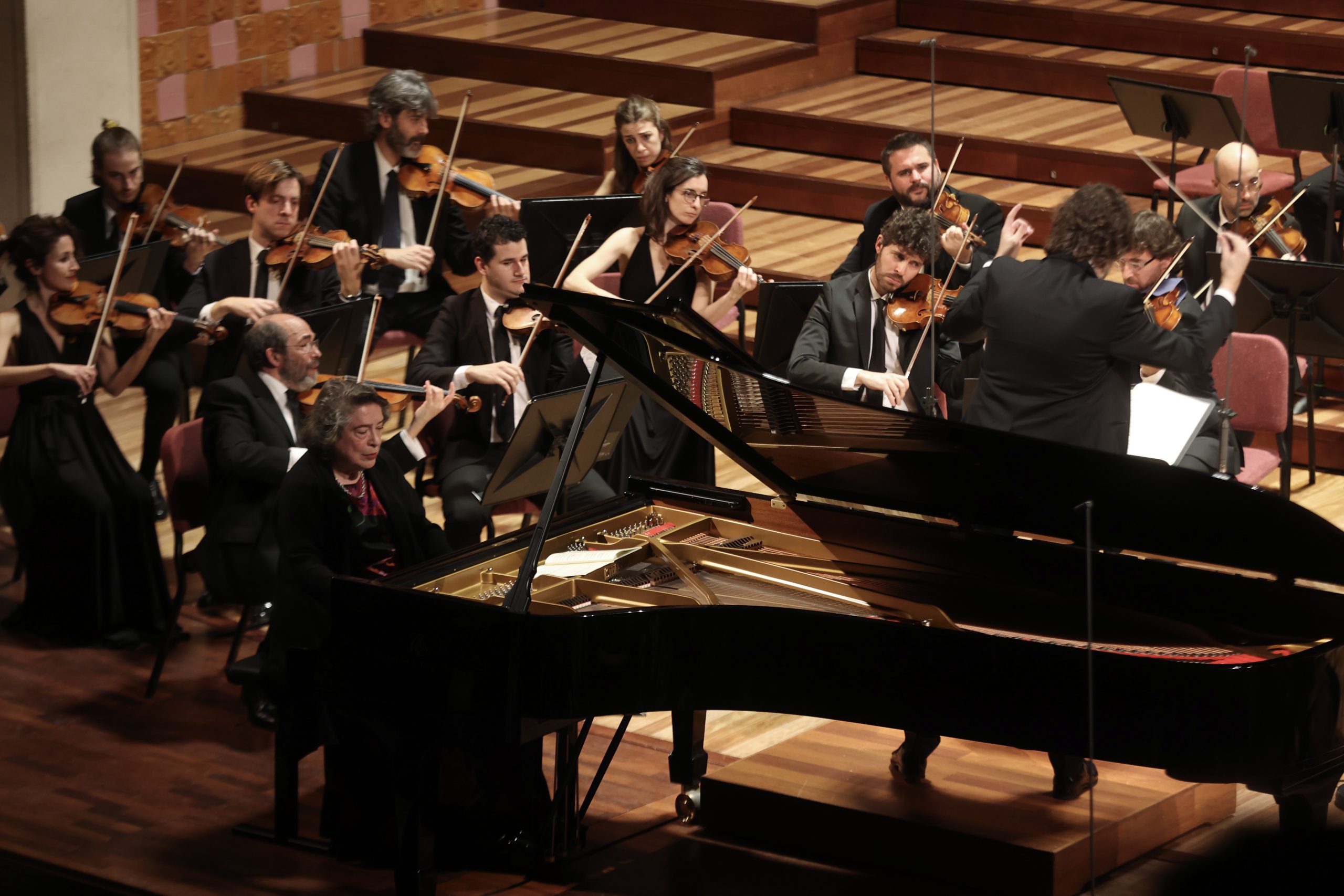 Leonskaja-y-Grau-Schubert-Filharmonia