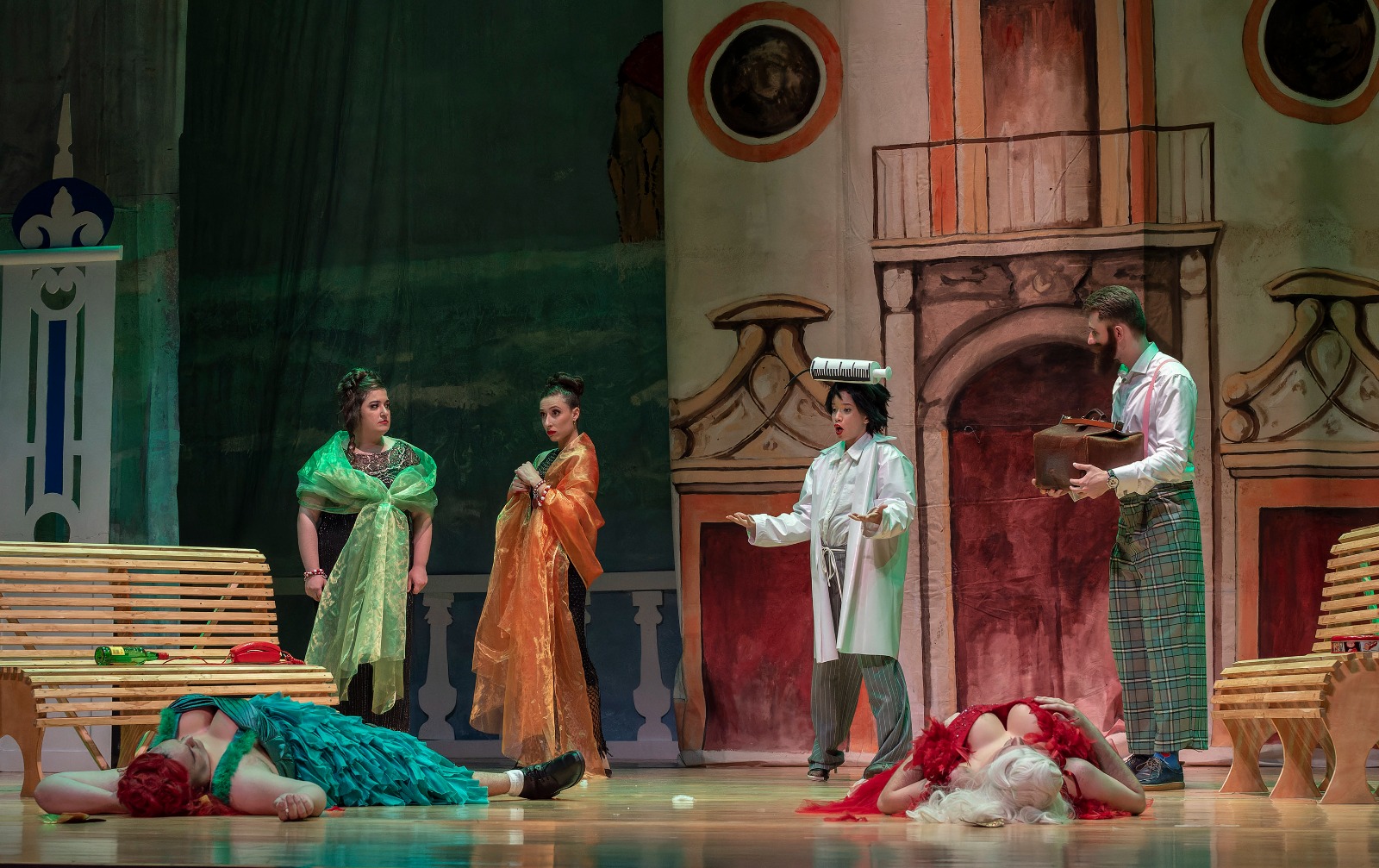 Escena-de-Cosi-fan-tutte-c-Vicente-A.-Jimenez-CSMV