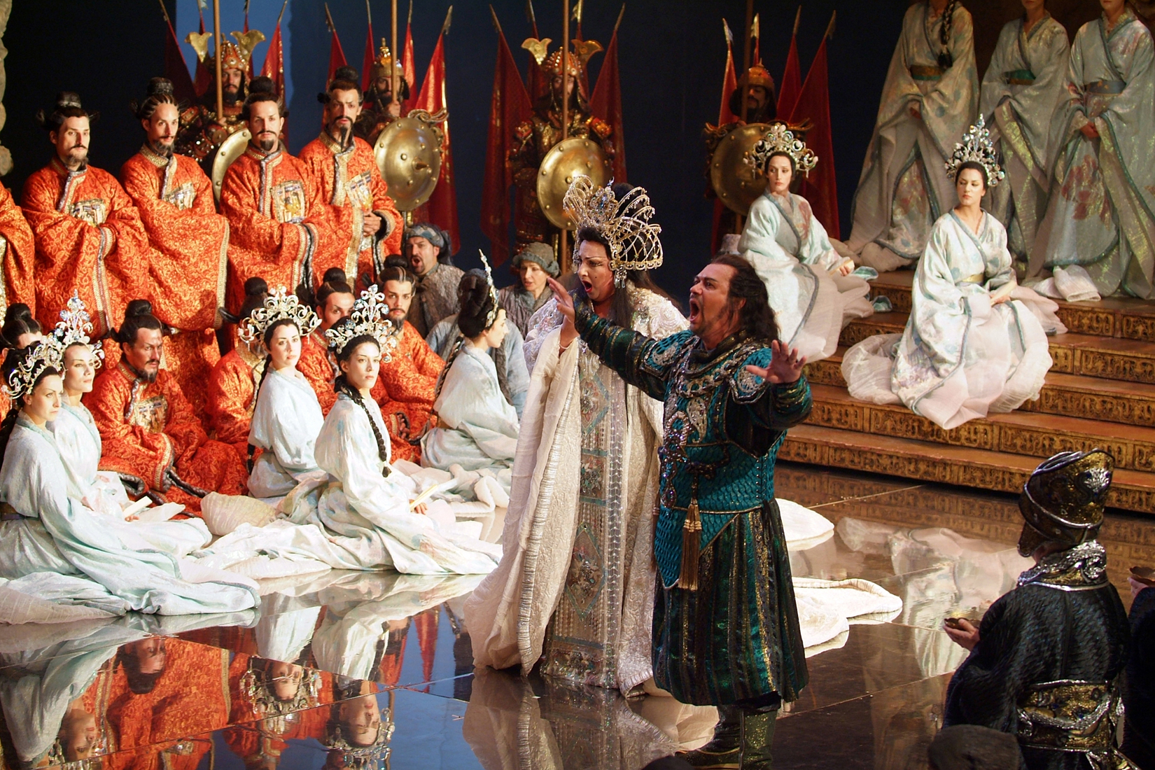 Escena de Turandot en el Teatro Real