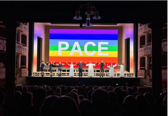 Artistas y trabajadores de La Scala piden un alto al fuego en Gaza