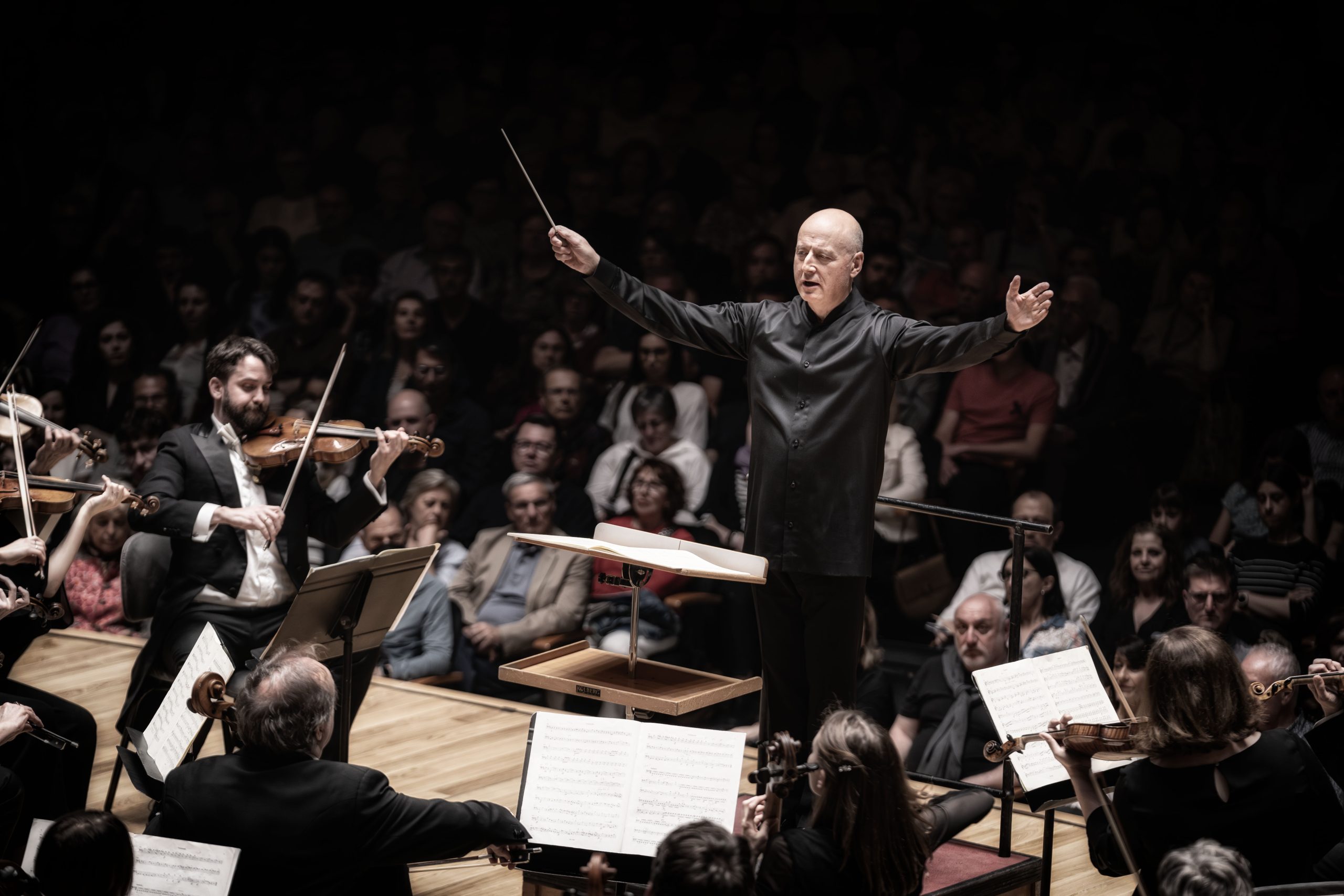 Crítica: María Dueñas, el violín ideal en el Palau de la Música de Valencia