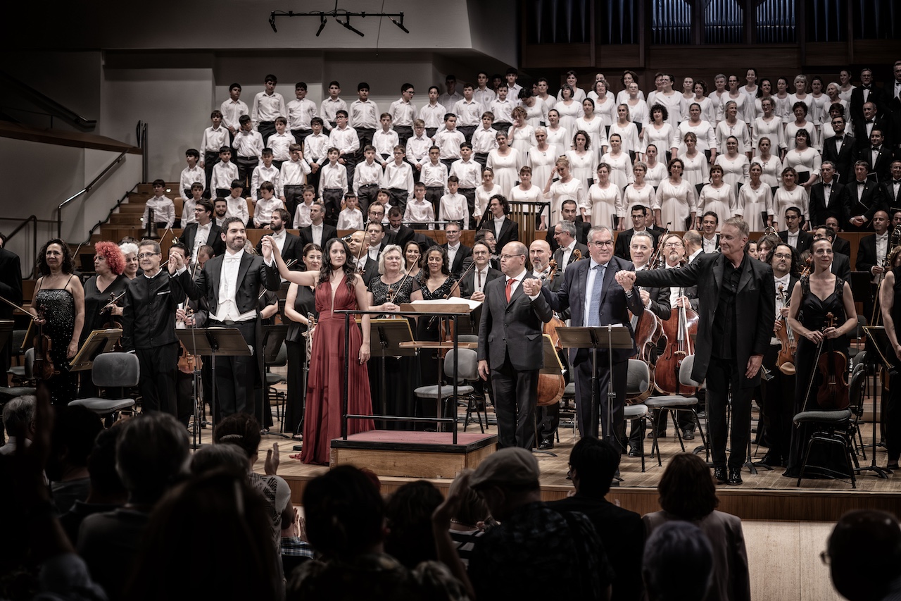 Orquesta de Valencia, fin de temporada. Cuando la guitarra suena a ‘clavinova’ 