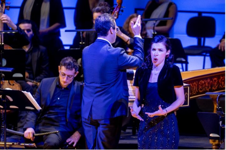 L’ORFEO (C. MONTEVERDI).Palau de Les Arts de Valencia. 23 Febrero 2025
Claudio Monteverdi: L'Orfeo. Valerio Contaldo, Mariana Flores, Giuseppina Bridelli, Anna Reinhold, Andreas Wolf, Salvo Vitale, Alessandro Giangrande, Leandro Marziotte, Nicholas Scott, Matteo Belloto, Estelle Lefort. Cappella Mediterránea, Coro de Cámara de Namur. Dirección Musical: Leonardo García-Alarcón. Palau de Les Arts Reina Sofía de Valencia. 23 de febrero de 2025.
