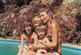 Marisa Bruni, con sus hijos