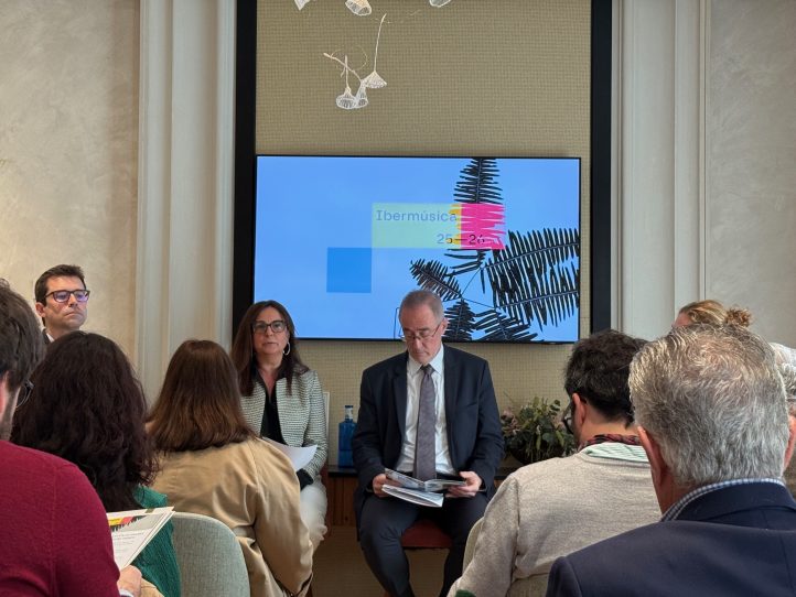 Ibermúsica presenta la programación de la temporada 2025/26, con un extenso cartel de nombres y formaciones de primer nivel. Zubin Mehta, Simon Rattle, Andrés Orozco Estrada, Vasily Petrenko, Ivan Fischer, Daniele Gatti o Gustavo Dudamel forman parte de una programación que contará con 24 citas que tendrán lugar en el Auditorio Nacional de Música.