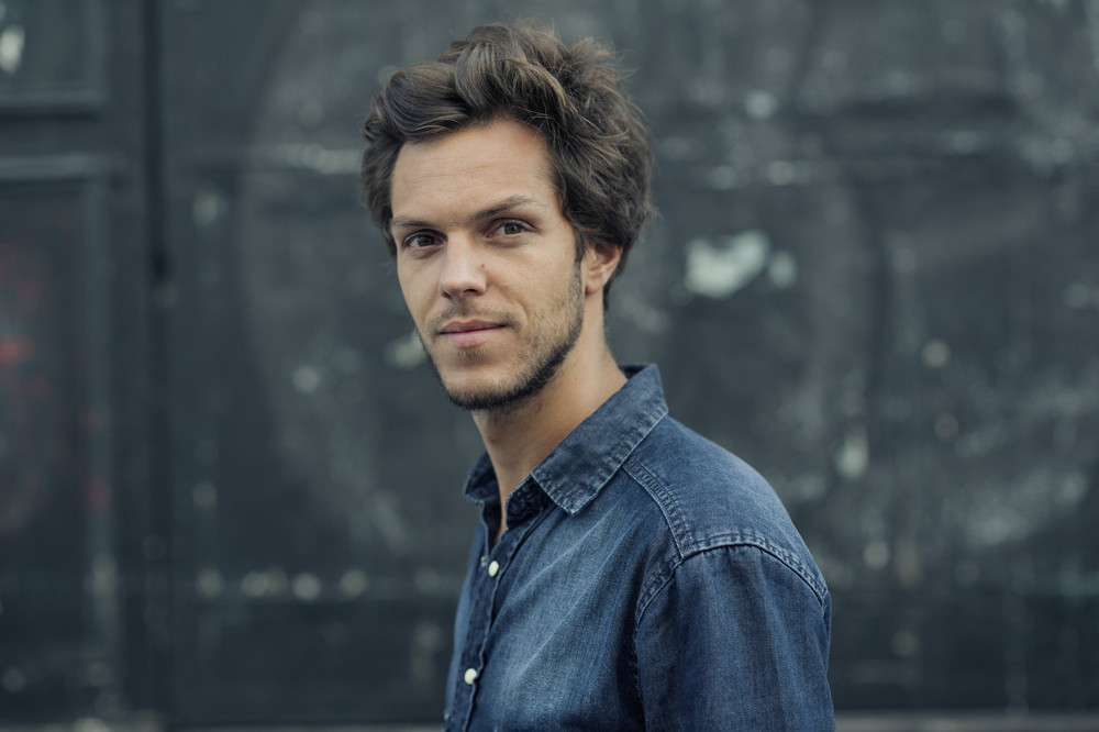 El 13 de mayo, martes, a las 19.30 horas, el Teatro Real despedirá su ciclo Voces del Real con el concierto Réquiem por Ophélie, protagonizado por la soprano Sabine Devieilhe y el barítono Stéphane Degout, que actuarán junto a Pygmalion (Coro y Orquesta), bajo la dirección de Raphaël Pichon, que debuta en el Real. El programa está dedicado a obras corales de Berlioz, Thomas, y Fauré. 