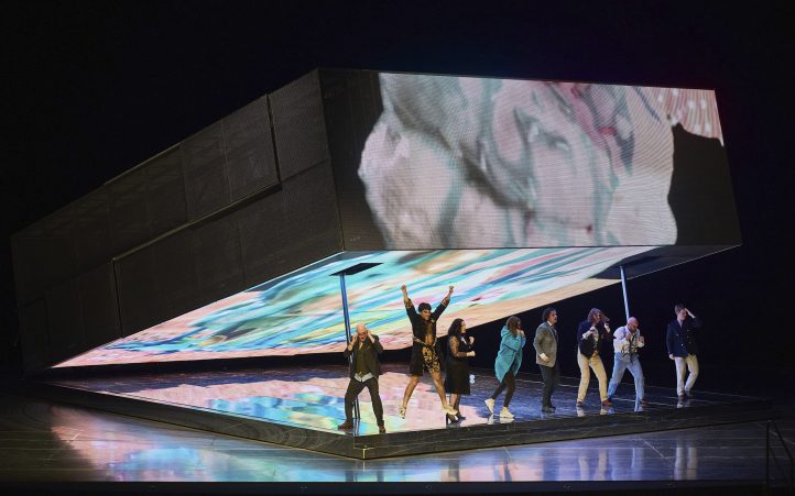 Giulio Cesare in Egitto de Haendel llega al Gran Teatre del Liceu el próximo 25 de mayo, con puesta en escena de Calixto Bieito y dirección musical de William Christie. Xavier Sabata y Julie Fuchs encabezan el reparto de una obra que narra la llegada del afamado dirifente romano a tierras de Cleopatra y sus posteriores sucesos, incluyendo una reflexión sobre los arquetipos humanos y las dinámicas de poder.