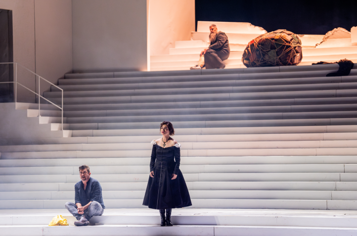 Capitales imperiales (2), Budapest (2): matinal con Don CarloDon Carlo, música de Giuseppe Verdi y libreto de Joseph Méry y Camille du Locle (basado en la obra de Friedrich Schiller), traducido al italiano por Achille de Lauzières y Angelo Zanardini. Reparto: Boldizsár László, Gábor Bretz, Kinga Kriszta, Zsolt Haja, András Palerdi. Magyar Állami Operaház Zenekara. Magyar Állami Operaház Énekkara. Frank Hilbrich, director de escena. Gábor Csiki, director de coro. Kálmán Szennai, director musical. Magyar Állami Operaház (Ópera Nacional de Hungría), Budapest, 01 de junio 2025.