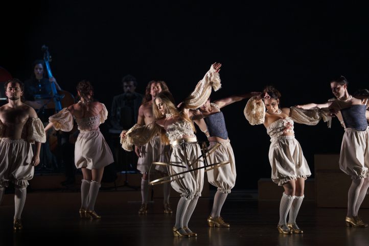 Accademia del Piacere y el Ballet flamenco de Andalucía continúan su gira con el espectáculo Origen. La semilla de los tiempos. La obra hará parada en el Festival de la Guitarra de Córdoba (8 de julio), el Festival Perelada (10 de julio) y el Festival Internacional de Teatro Clásico de Almagro (18 de julio). La formación girará también este verano con programas propios que llevará a ciudades como Barcelona, Sevilla, Utrecht (Países Bajos) o Burgos, entre otras.