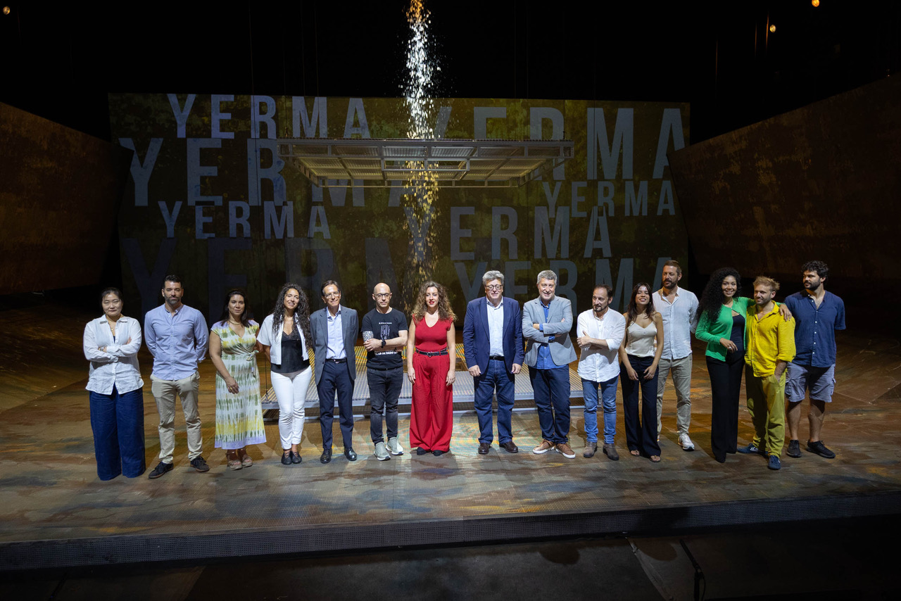 Yerma, de Heitor Villa-Lobos, llega a Tenerife a partir del próximo 14 de octubre, con una producción firmada por Paco Azorín. Este título, que vive su estreno en Europa, está basado en el texto creado por Federico García Lorca, si bien en esta ocasión invita al público tinerfeño a reflexionar en torno al ecologismo y el tratamiento del agua.