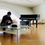 Les Arts acoge el próximo miércoles, 5 de noviembre, el primer estreno absoluto de su historia. El compositor valenciano Francisco Coll pone en escena el texto de Ibsen Enemigo del Pueblo, en una producción firmada por Àlex Rigola, quien, además, ha adaptado el libreto. La institución levantina marca un nuevo ítem en sus 20 años de vida con una nueva ópera que contará con un reparto formado por las voces de José Antonio López, Moisés Marín, Brenda Rae, Isaac Galán y Marta Fontanals-Simmons.