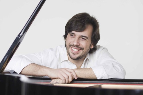 ivan-martin-piano