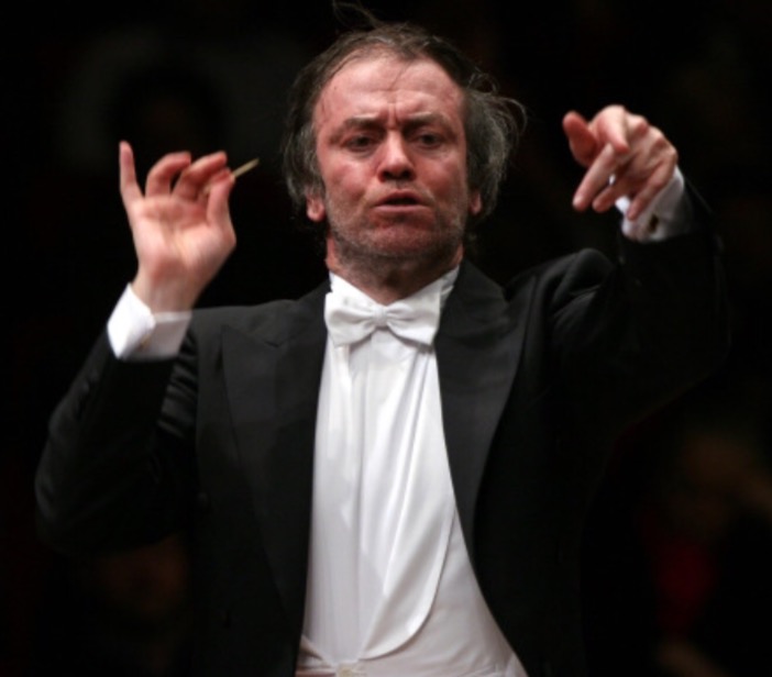 Caso Gergiev, giro inesperado