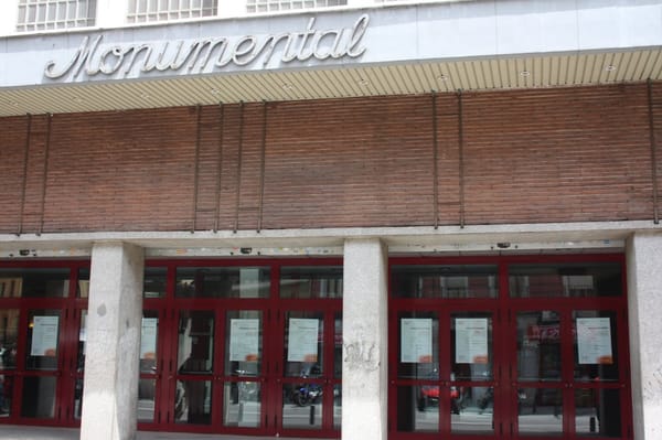 monumental2