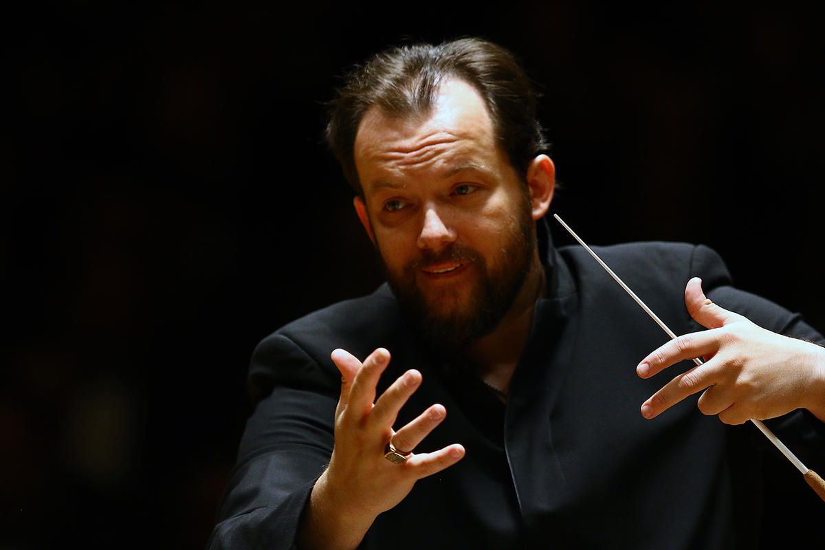 Andris-Nelsons-manos