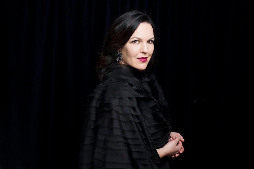 adrianne-pieczonka
