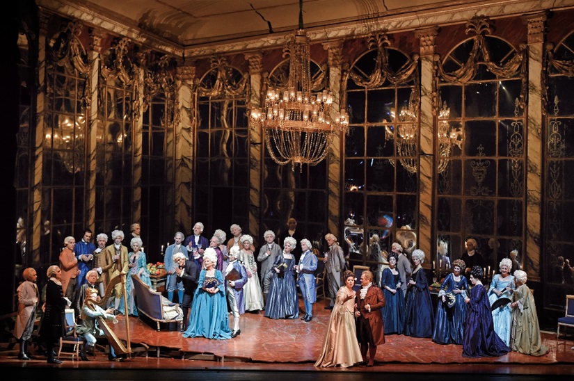 escena-andrea-chenier-teatro-maestranza