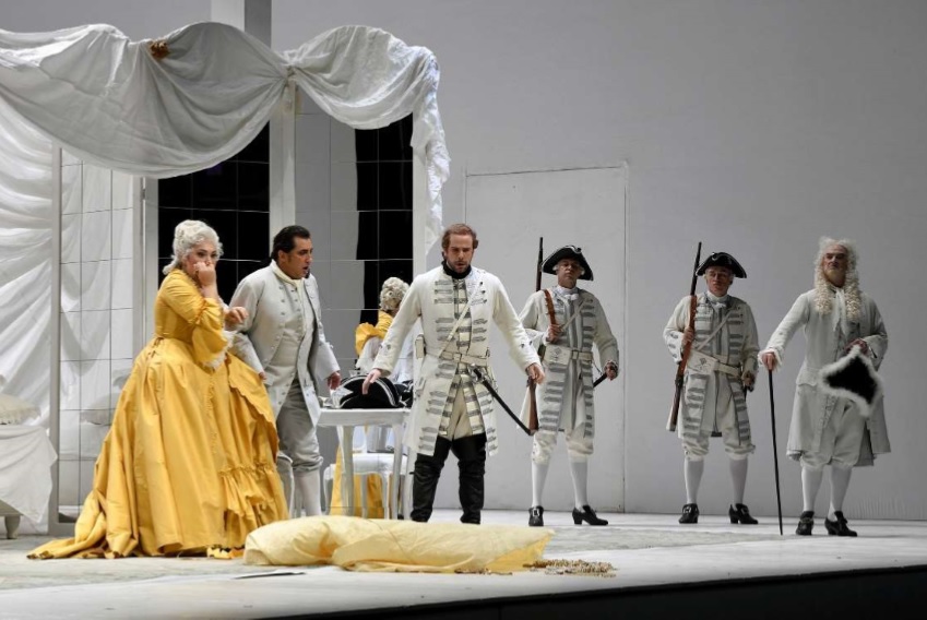 escena-manon-lescaut-deutsche-oper-berlin