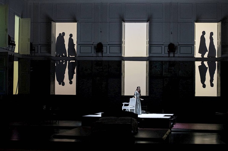 escena-luisa-miller-teatre-liceu