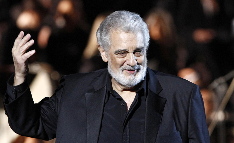 placido-domingo-saluda