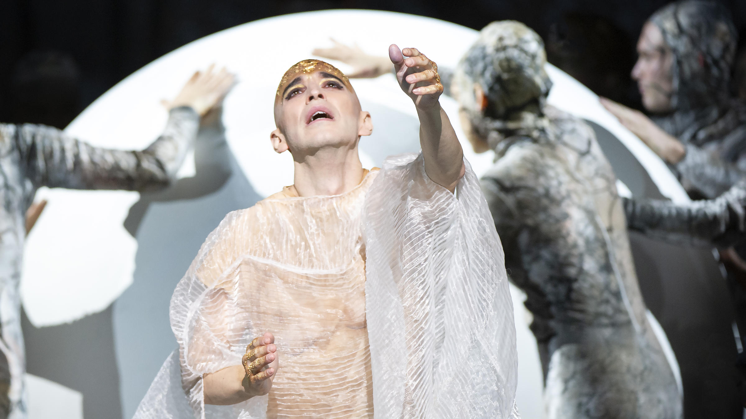 escena-akenaton-yelmo-cines-met-live