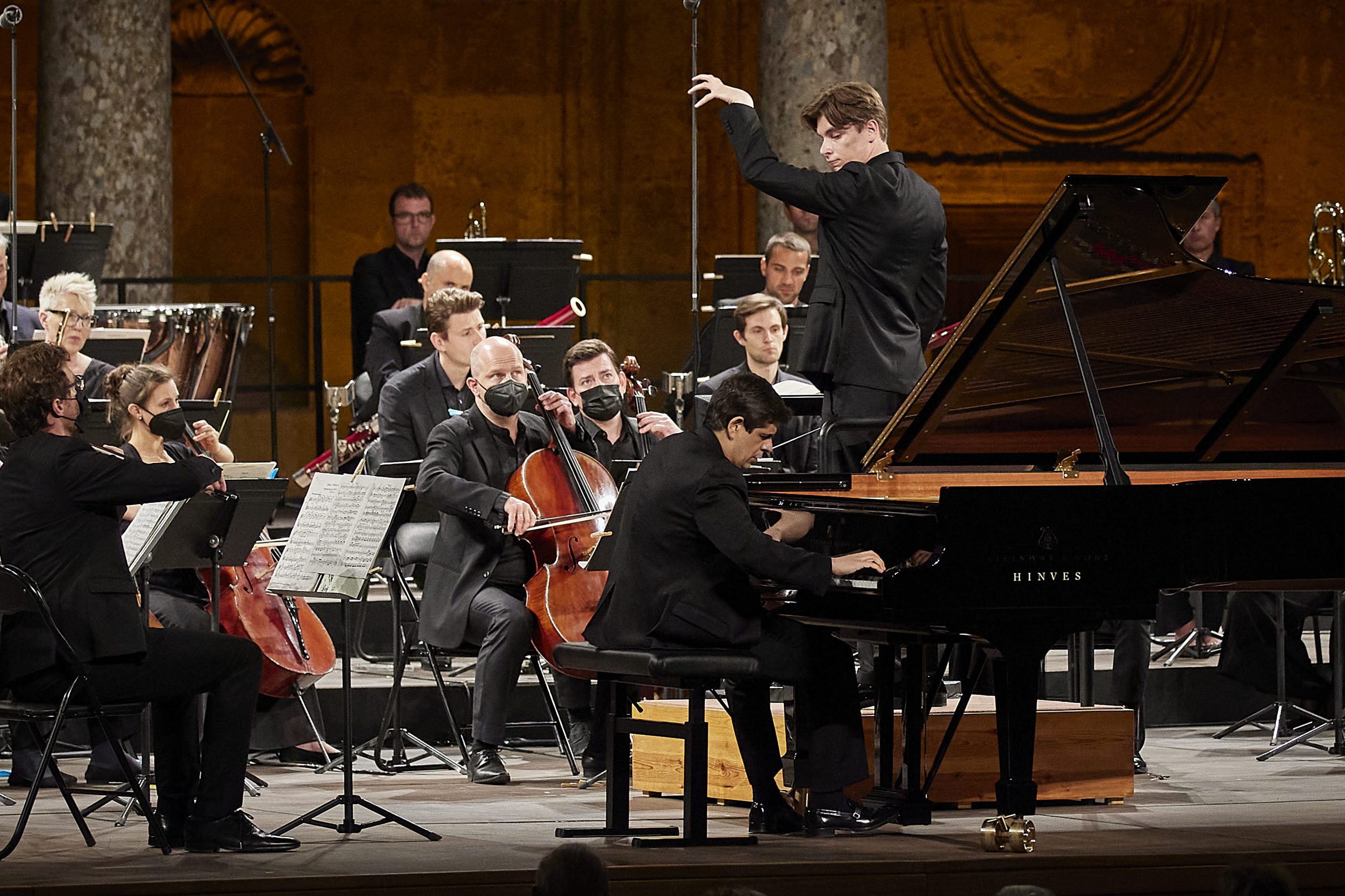 Mahler-Chamber-Orchestra-Klaus-Mäkelä-y-Javier-Perianes-c-Fermin-Rodriguez