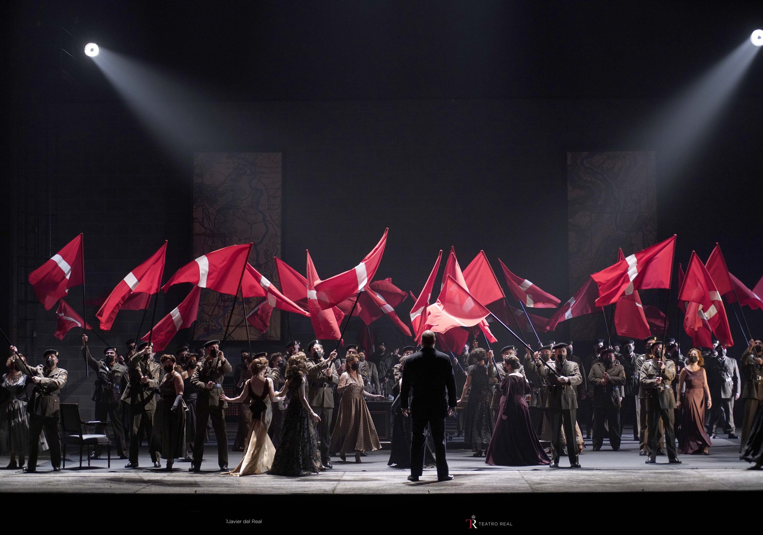 escena-ocaso-dioses-teatro-real