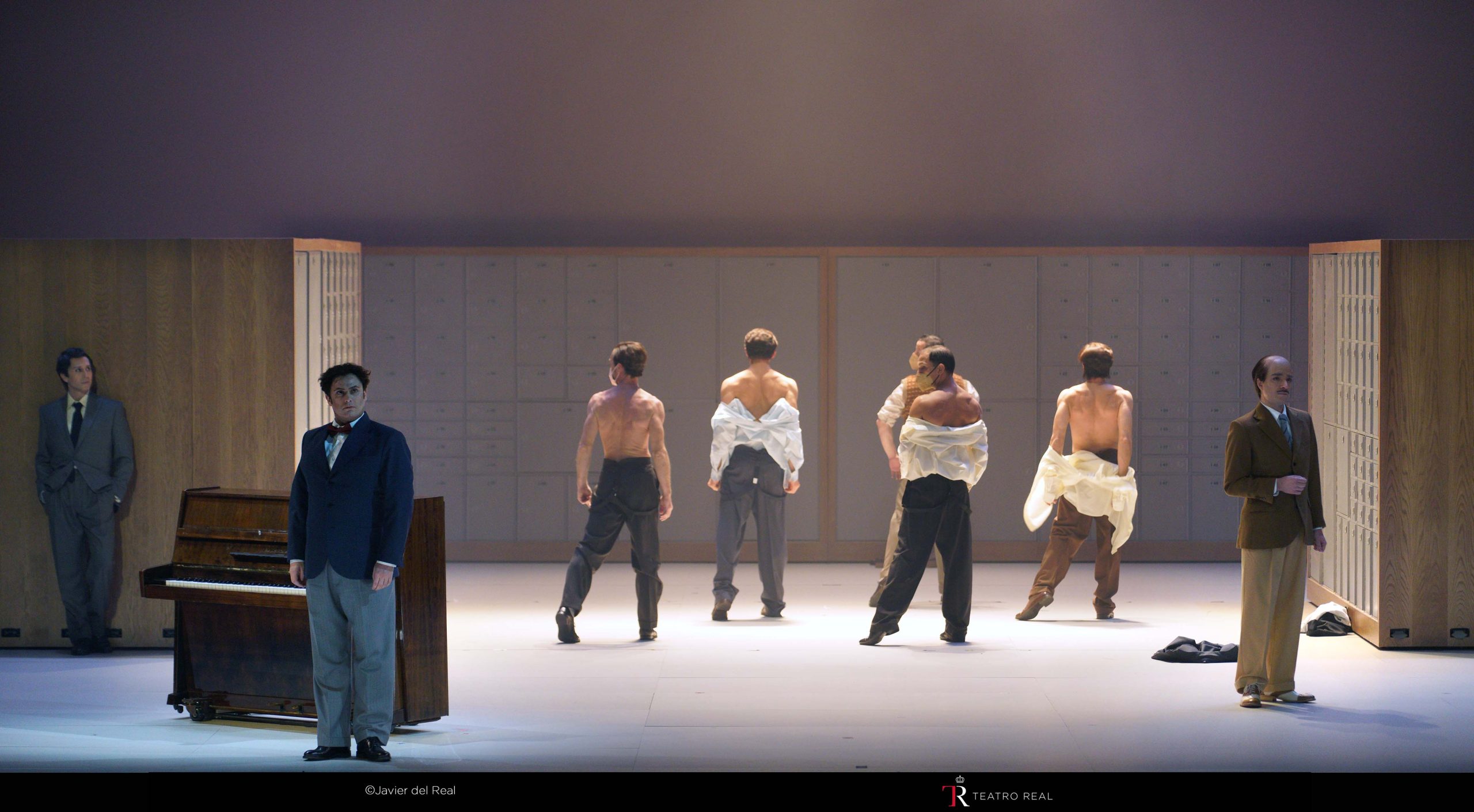 Airam-Hernandez-Federico-Garcia-Lorca-y-el-baritono-Borja-Quiza-Vicente-Aleixandre-abrecartas-teatro-real