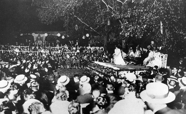 Concurso-de-Canto-Jondo-en-la-Plaza-de-los-Aljibes-1922