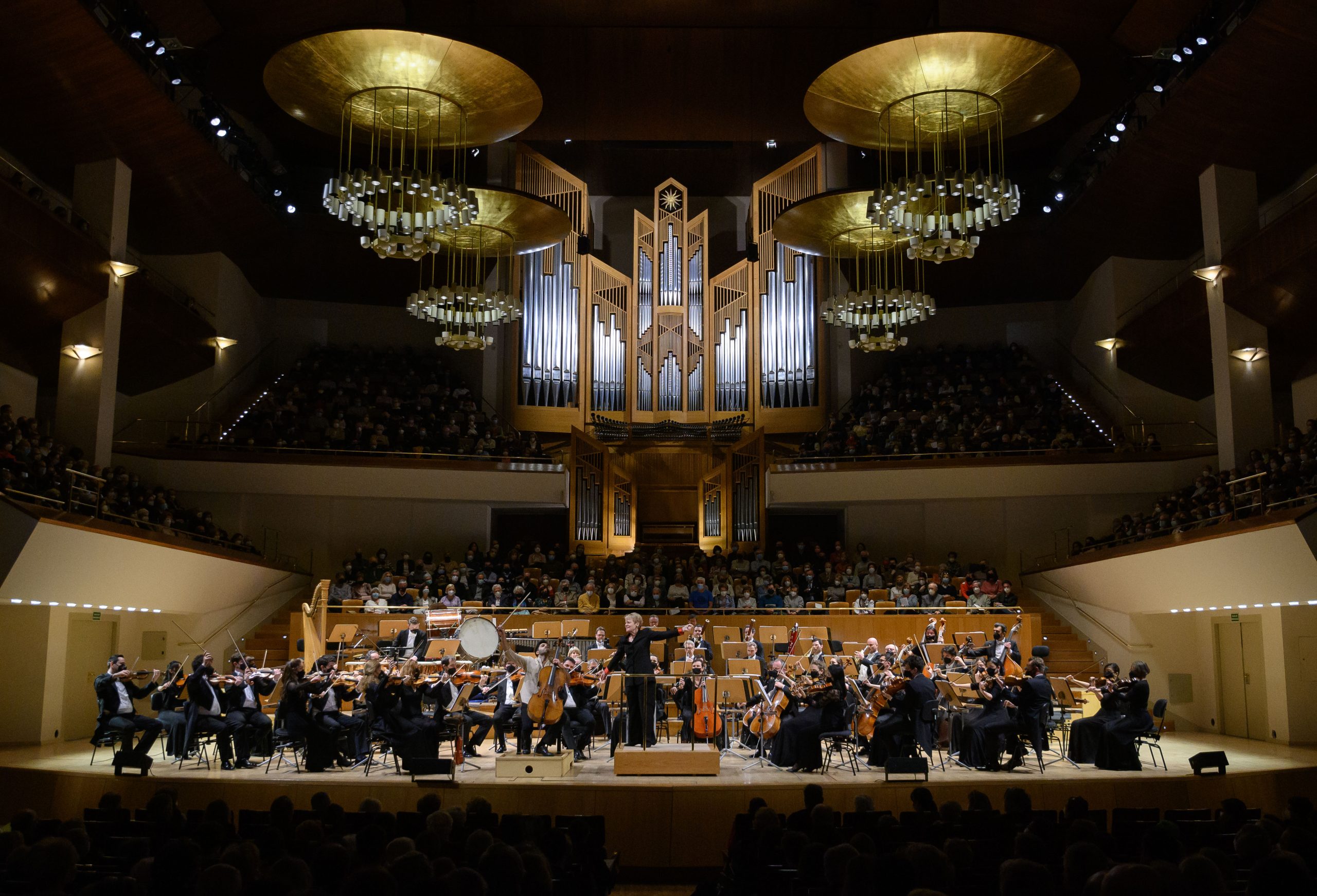 Soltani-Alsop-y-la-Sinfonica-de-la-Radio-de-Viena-c-Rafa-Martin.-Ibermusica
