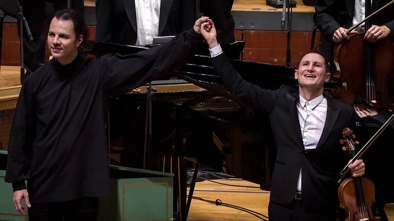 Teodor-Currentzis-y-Antoine-Tamestit