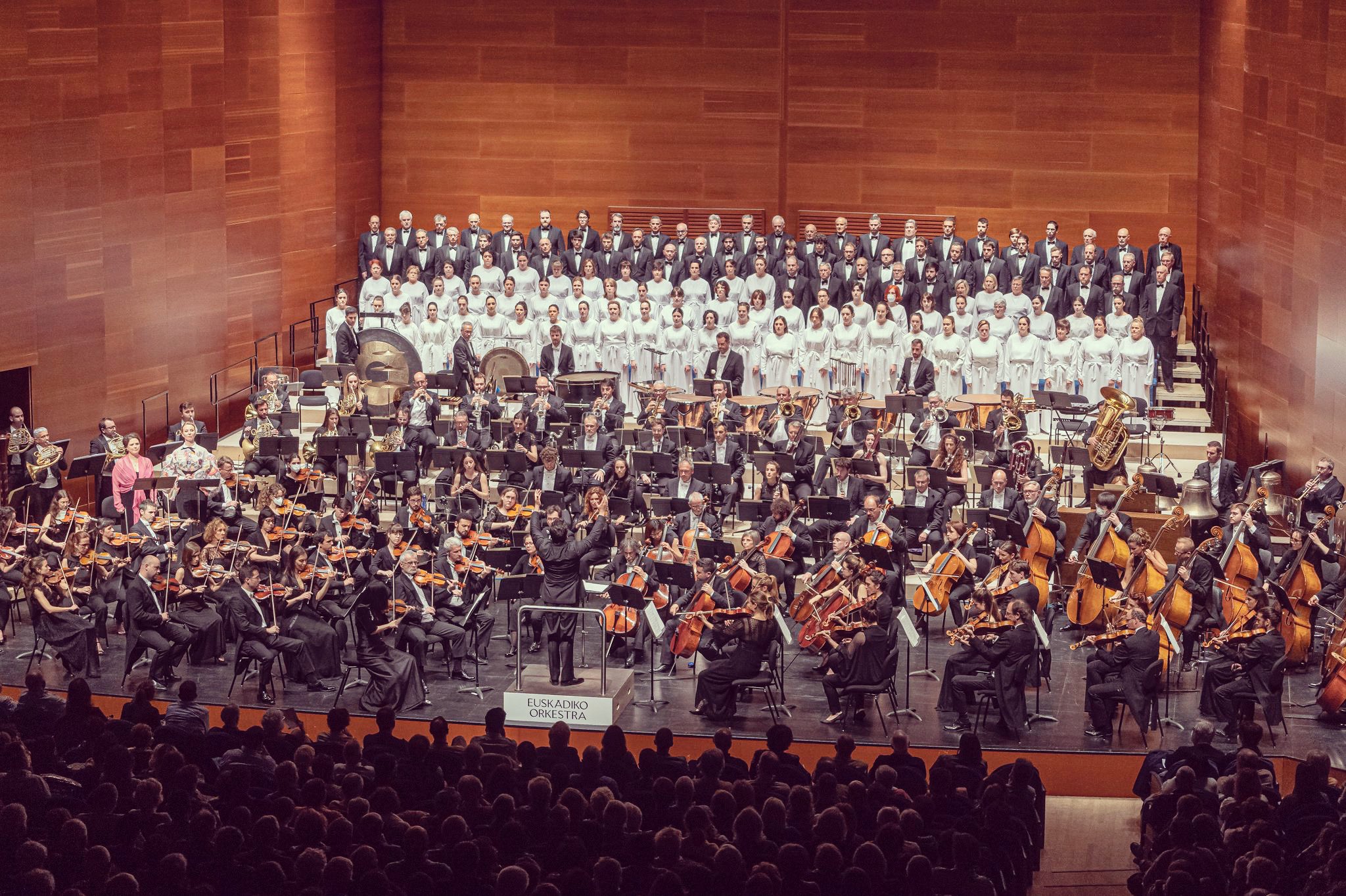 Robert-Trevino.-Euskadiko-Orkestra.-2-Mahler