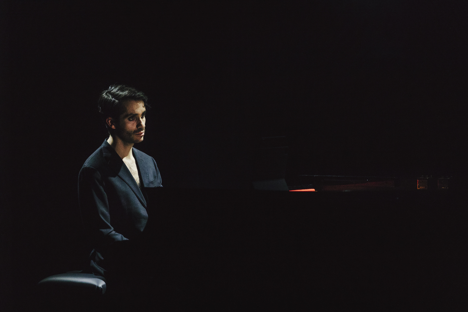 Juan-Perez-Floristan-en-La-voix-humaine-©Oscar-Romero